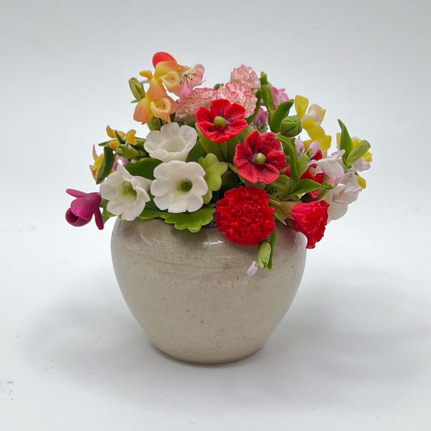 Flower Arrangement in Ceramic Pot - 1/12 Scale Dollhouse Miniature