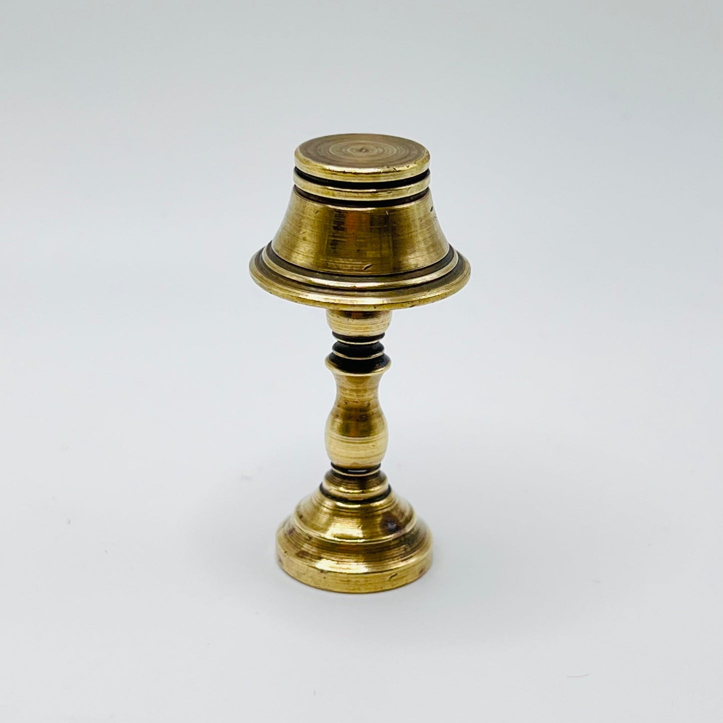 Brass Desk Lamp - Non Working -1/12 Scale