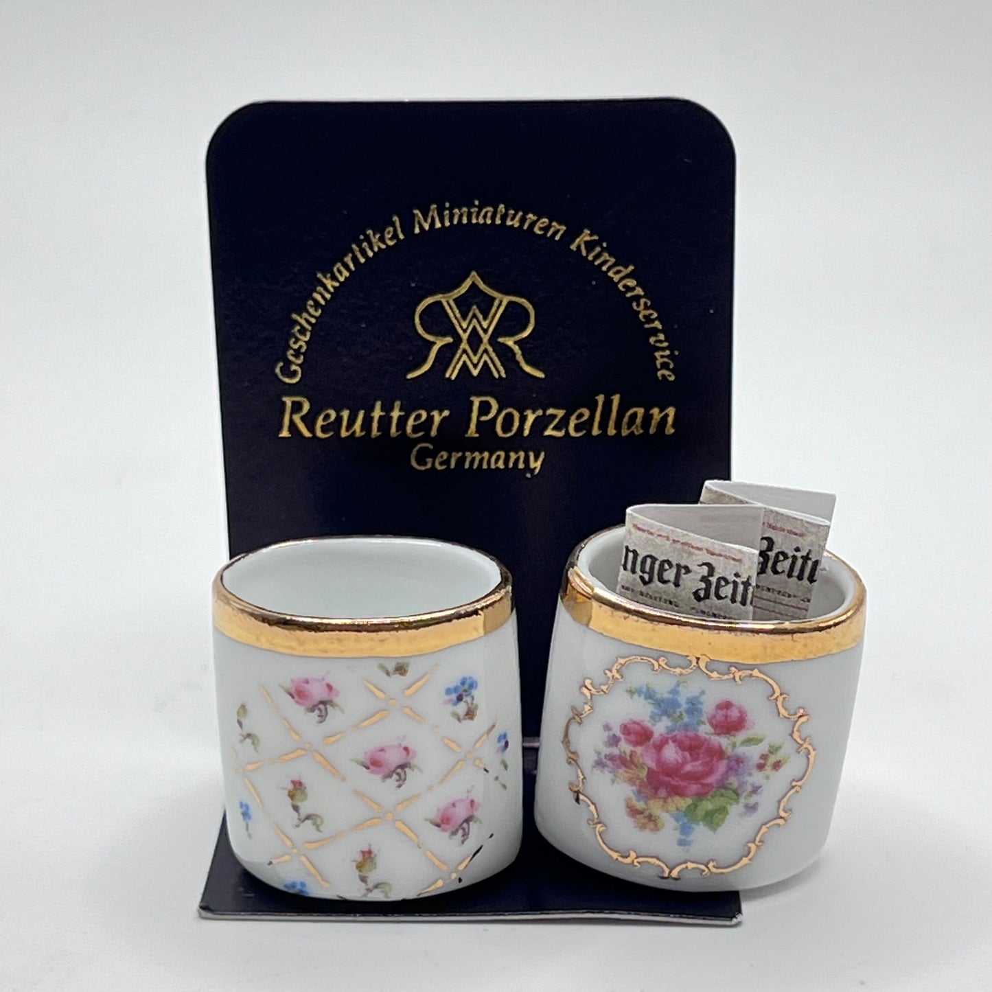 Reutter Porzellan Rooster Dinning Set- 1/2 Scale Dollhouse Miniature