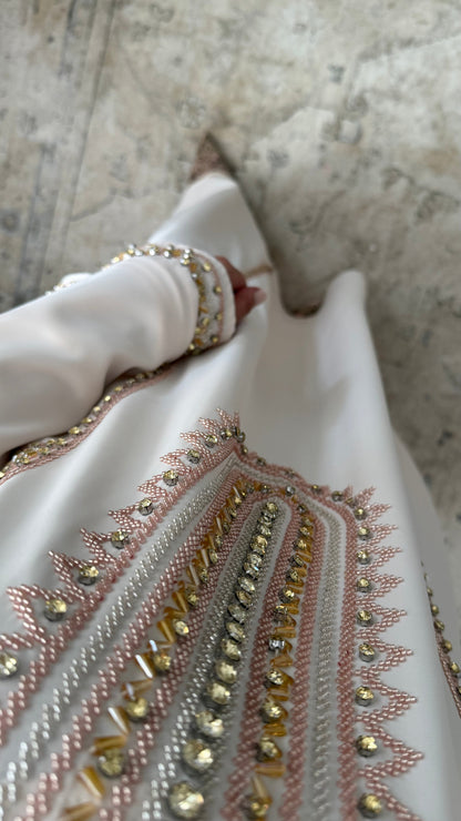 Caftan Fluide Perle A La Main I Ecru