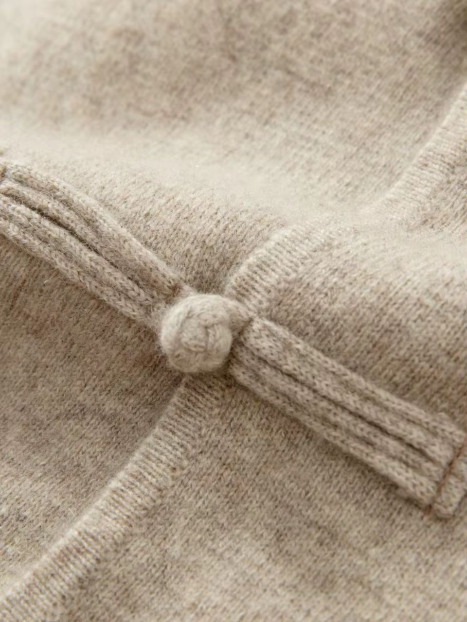 torino-cashmere-cardigan-cross-crown