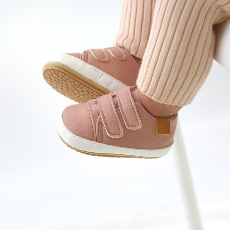 SPARKY Velcro Sneakers