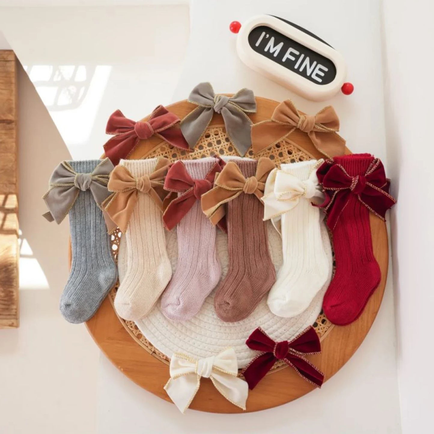 MARY Velvet Bow Socks