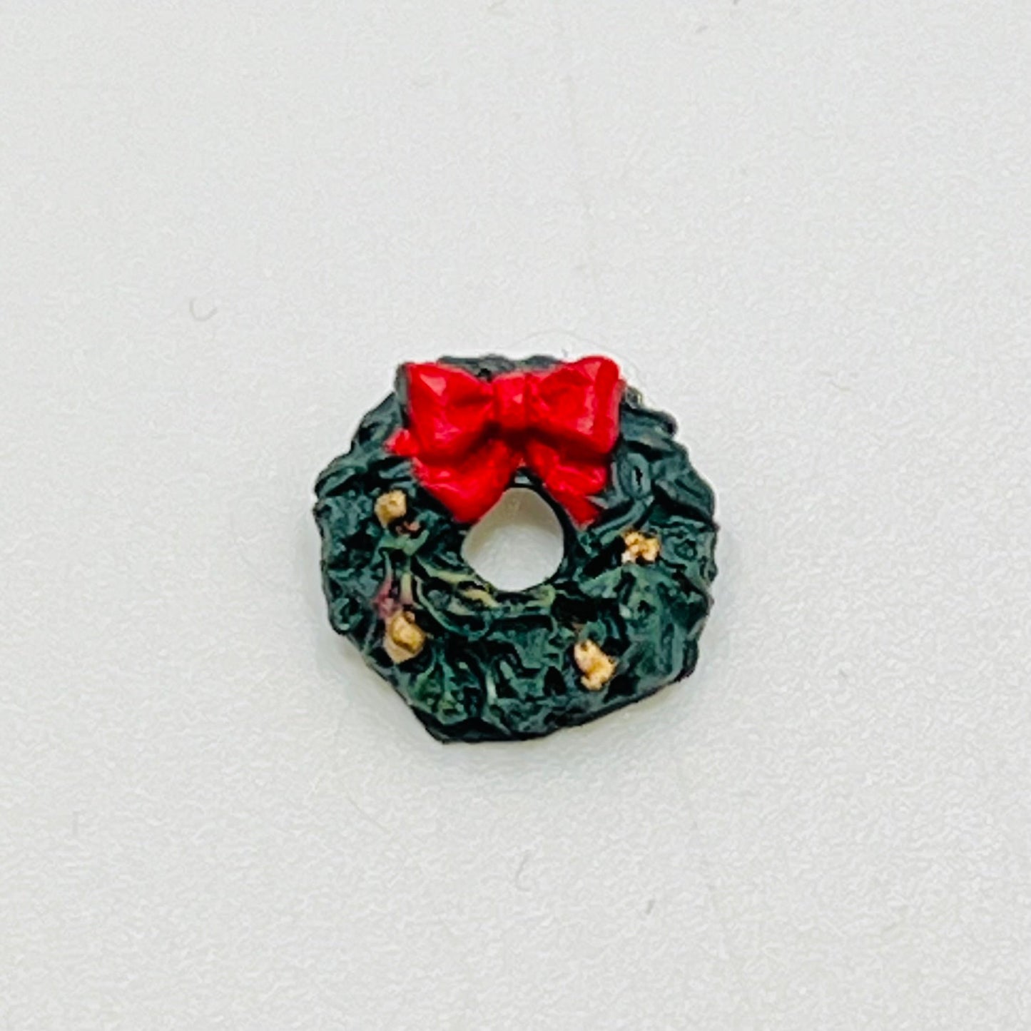 Mini-Mini - 3/8" - Christmas Wreath