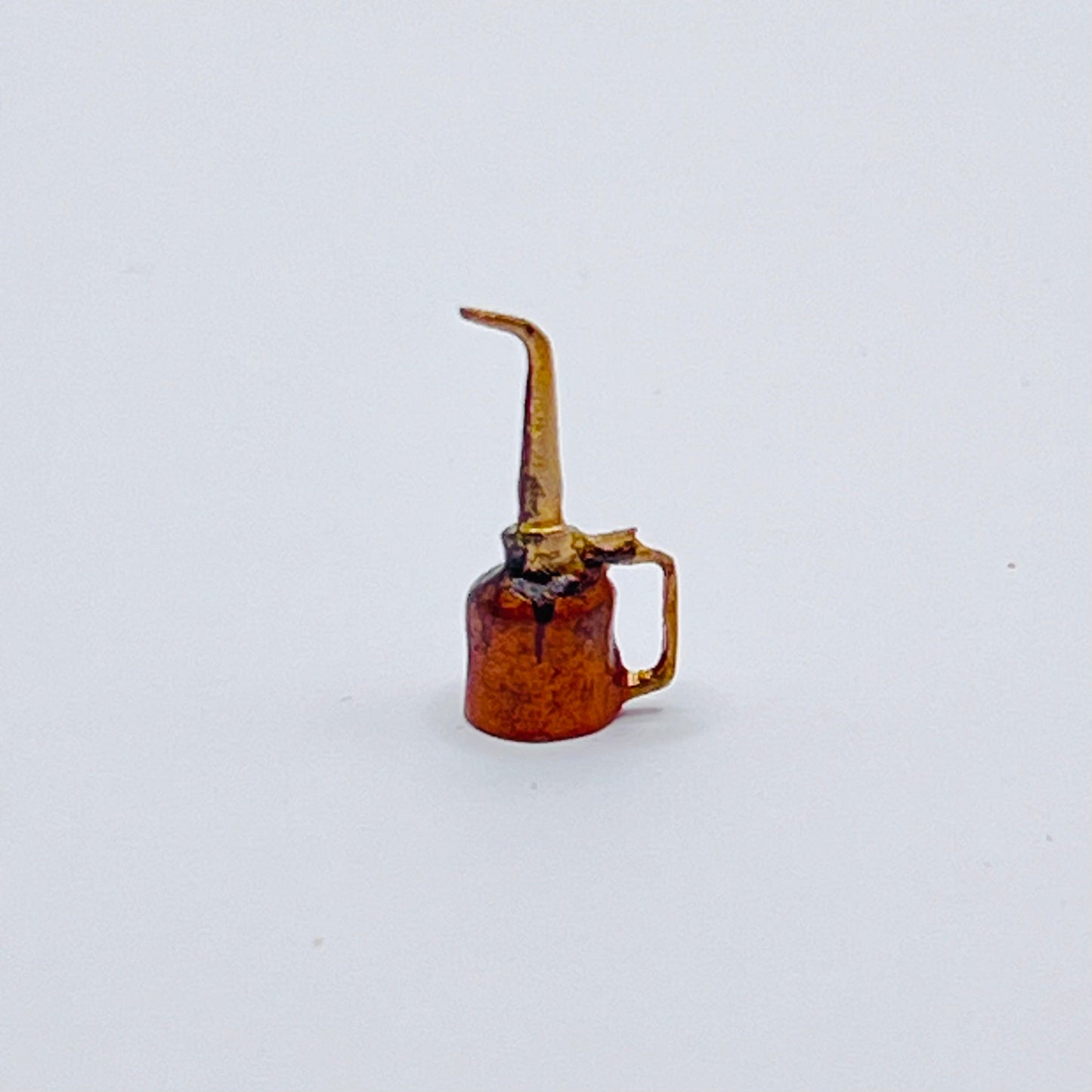 Pump Type Oil Can - Copper - #803 by Sir Thomas Thumb