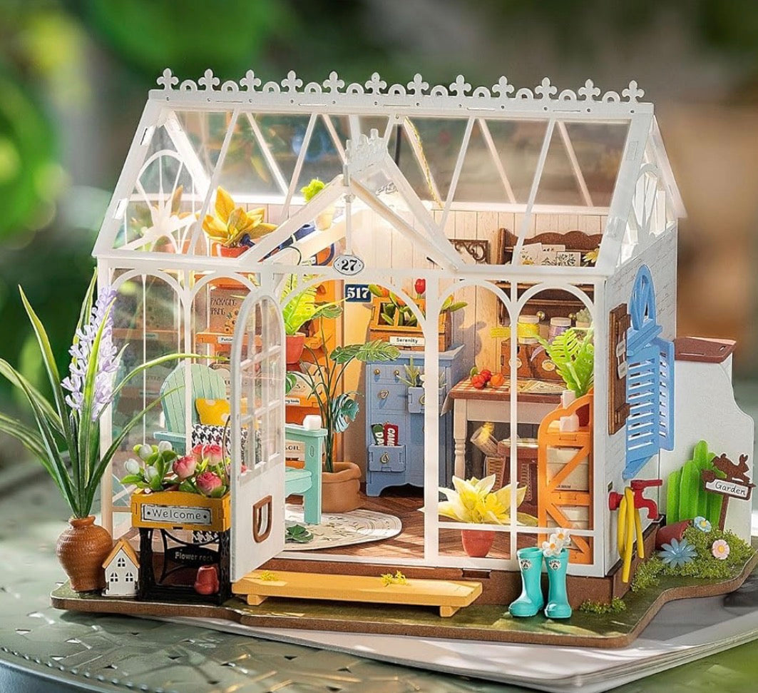 Dreamy Garden House - Rolife DIY Kit