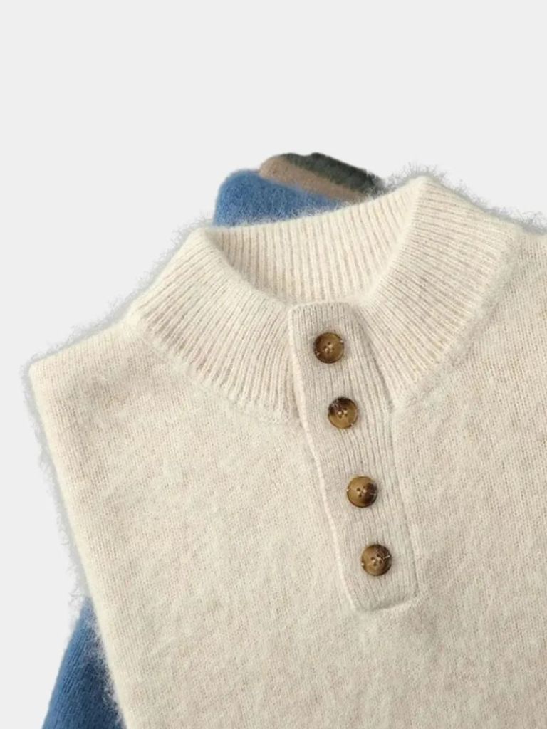 timeless-luxe-cashmere-pullover-cross-crown